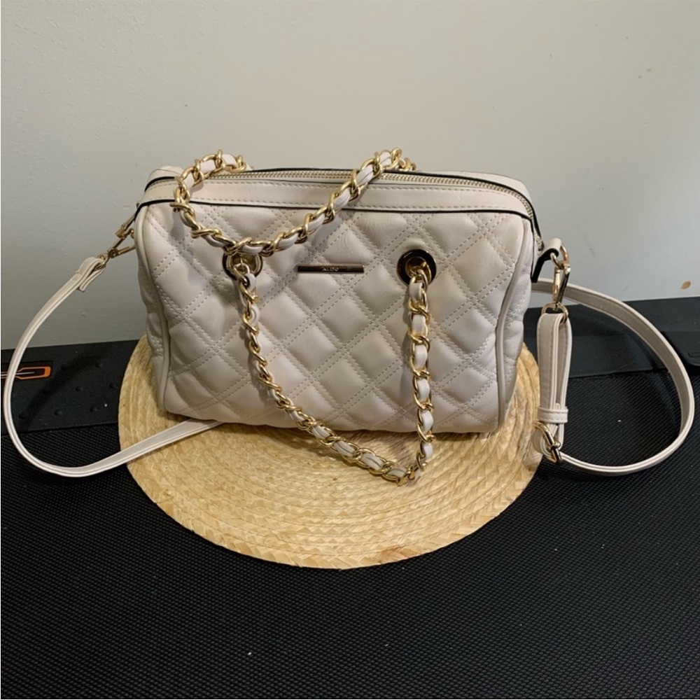 Elegant Quilted White Handbag
